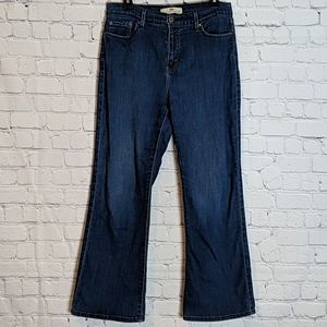 Levi's 512 Perfectly Slimming Bootcut Jeans